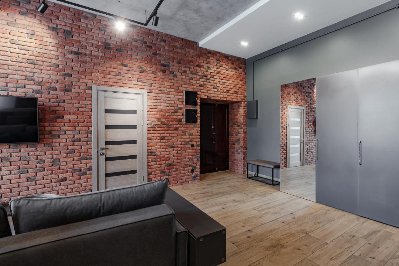 Deribasovskaya 18 Loft Apartment Odessa Luaran gambar