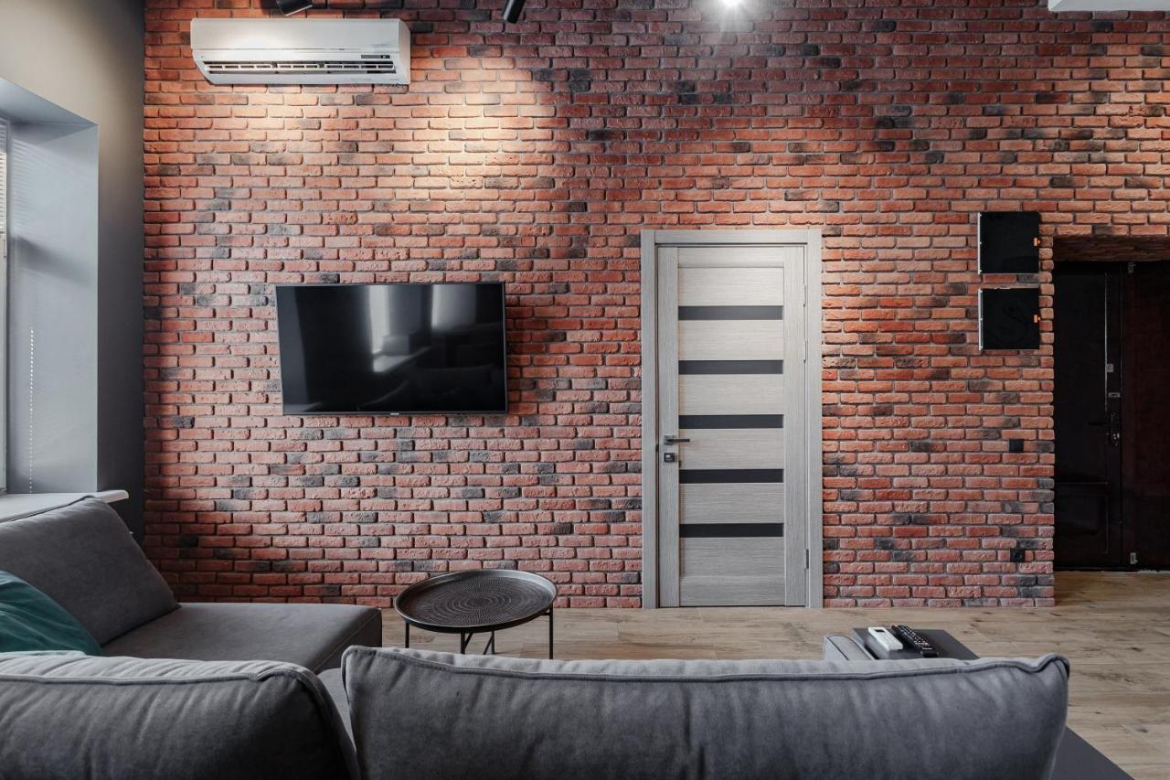 Deribasovskaya 18 Loft Apartment Odessa Luaran gambar