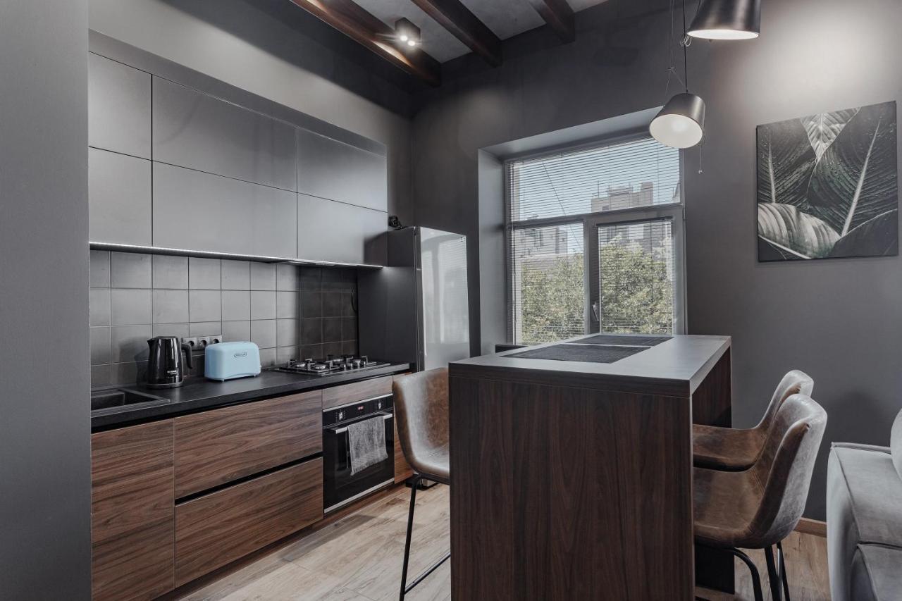 Deribasovskaya 18 Loft Apartment Odessa Luaran gambar
