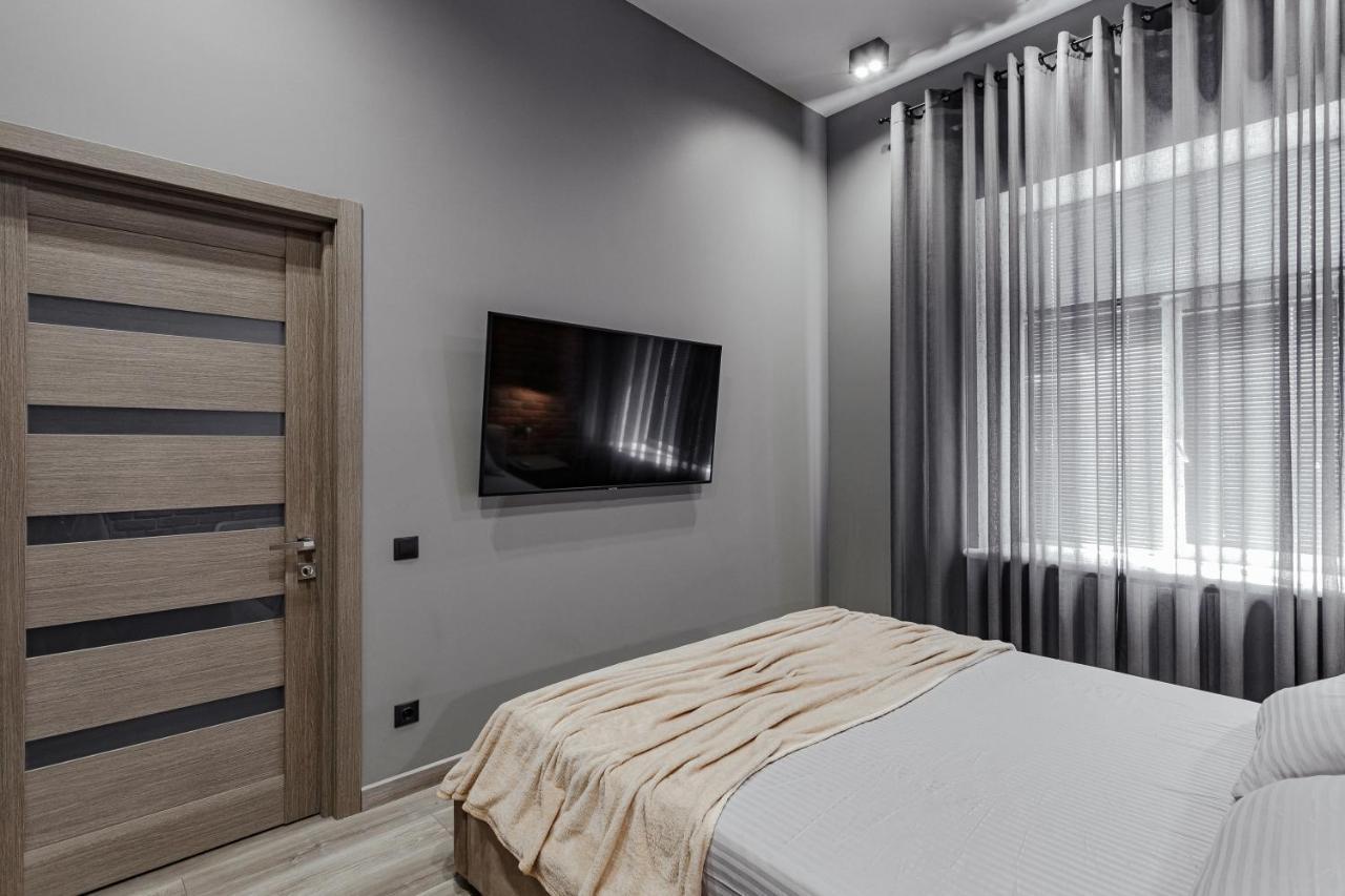 Deribasovskaya 18 Loft Apartment Odessa Luaran gambar